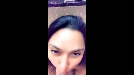 asian babe gives amazing Snapchat blowjob and swallows my cum