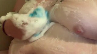 BUBBLELY BOOBS TIME!