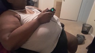 Big tits and gaming