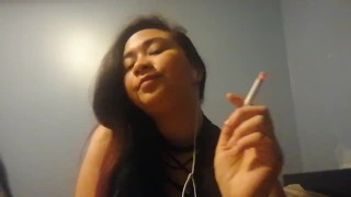 MissDeeNicotine Smoking Cigarettes