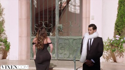 VIXEN Sophie Dee Is Completely Insatiable And Gets The Fuck Of Her ...