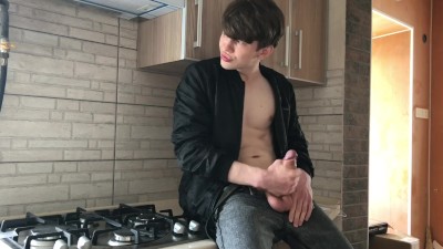 STEP SON Jerking OFF when his DADDY NOT IN HOME (23cm) / HUGE LOAD / 