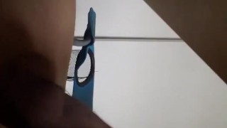 BIG TEEN COCK MASTURBATES WITH CUMSHOT