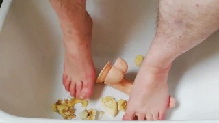 Fun with banana and dildo