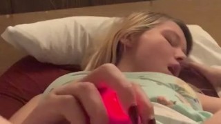 Making myself cum with the devils tail