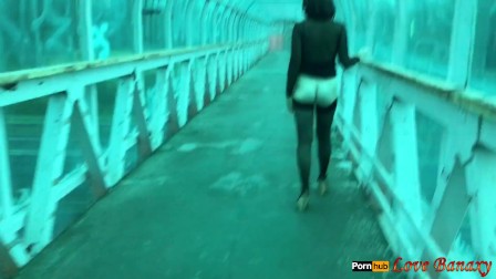 Risky Public Naked Walk & Masturbation over Busy Road - First Experience