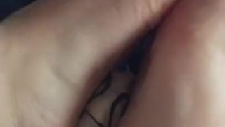 Put ur dick in between my feet