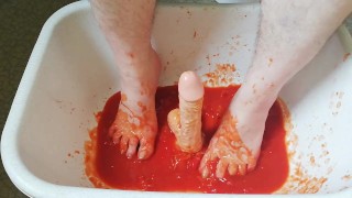 Fun with tomatoes and dildo