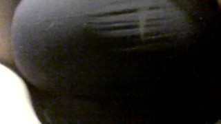 Tocándome mis tetas muy mojada