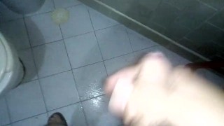Me masturbo pensando en Emily Willis / I masturbated thinking about Emily