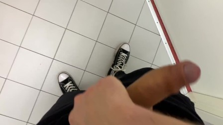 Hot boy Jerkin Off in Toilet at Gym (RISKY)/ Almost caught ! /Hunks /Cute