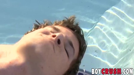 Sweet teen male tugging off at his private pool