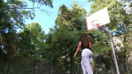 (Audio) ebony Big Ass Twerk Outdoors Public Park Basketball - Cami Creams