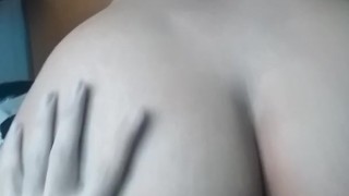 Linda morena con culo grande