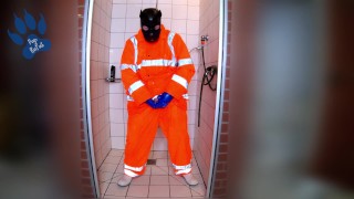 HiViz Pup - shower & paw in gear