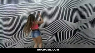Thickumz - Big Booty Model teen Shows Off Her Curves