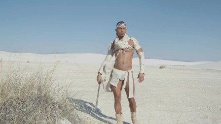 Julian Grey fucks Zario Travezz bareback in the Sands Of Time