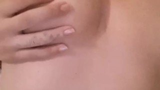 Te gustan mis grandes tetas? 