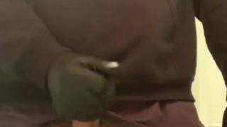 Cum with gloves