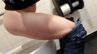 Tinder Date Pizza Place Piss