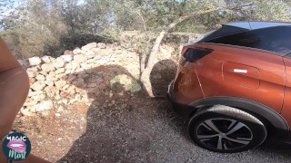 RISKY BLOWJOB IN THE BEACH PARKING - MAGICMINTCOUPLE