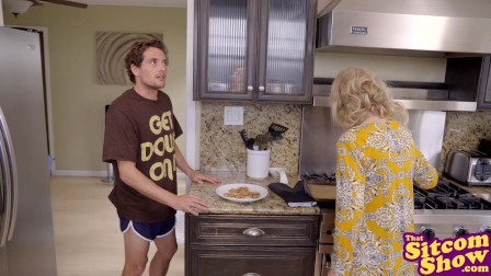That 70s Ho - Cumming On Mrs. Kitty's Cookies S3:E1