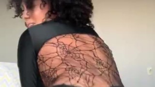 Latina twerking/ dancing in Halloween costume like no one is watching 