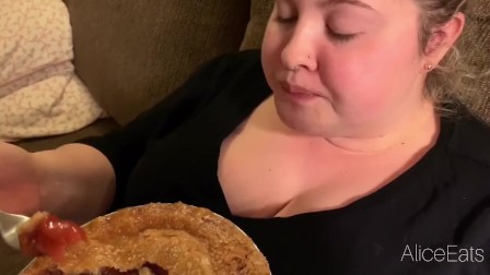 SHOVING PIE DOWN INTO MY HUGE HUNGRY STOMACH