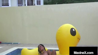 Self Pleasuring Asian Milf Maxine X Gets Off On A Huge Duck?