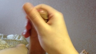 Heterosexual plays with a big dick. My TWITTER @jacks69on