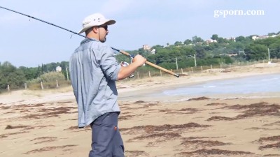 DMAX Zorras de r\u00edo - Peligro en la playa gay de Sitges ...
