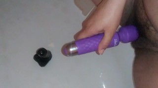 Pregnant solo squirting