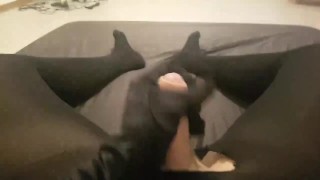 Wichsen in Nylons