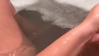 Arab Girl Wants Pussy Licking