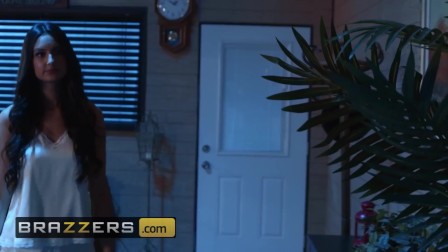Brazzers - Good girl Eliza Ibarra lests her kink out on vacation