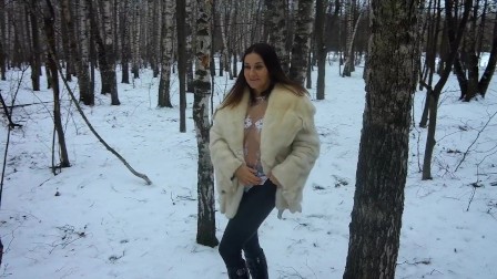 Cum in mouth after blowjob in the winter forest!