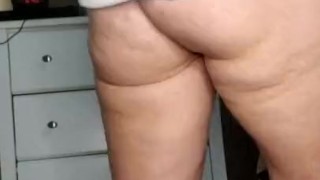 PAWG Ass Wobble Tease 