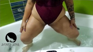 Delicious woman with big ass touches herself for her lover