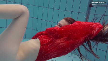 Libuse underwater slut naked body