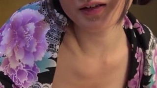 【無】縦型動画 039 ～結婚指輪が煌くスナップ手コキ～ パート1