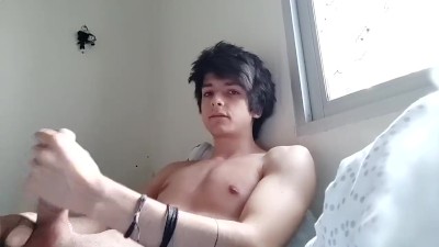 Chico adorable explota - free gay | sex video & mobile porno ...