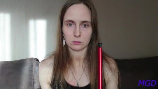 ФЕМДОМ ПО-РУССКИ 2: ПОРНОЗВЕЗДА ОТВЕЧАЕТ НА ВОПРОСЫ ПРО СТРАПОН И ФИСТИНГ