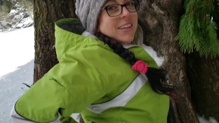 HOT Piss On The Cold Snow