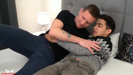 Darren quickly fills Nick's hole with his rock-hard dick