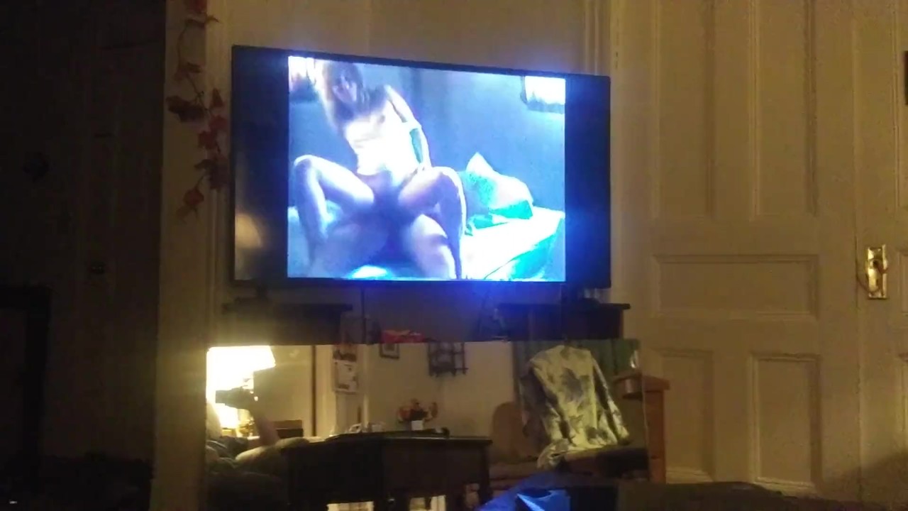 Preview 3 of Queenmilf Sucks Me Off While I Watch Her Vintage 90s Porn