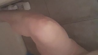 Shower peep gets a show