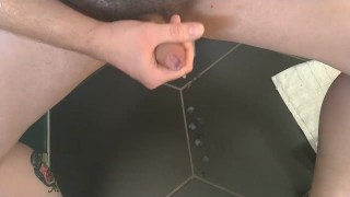 POWERFUL CUM SHOT