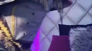 DAHYN RICA COLOMBIANA SE SACA LECHE 