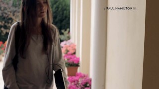 WOWGIRL Guerlain a typical Wow Girl is gives a stunning dance. Watch Now