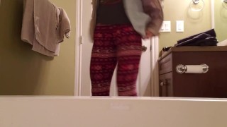 A Little Bathtub Piss